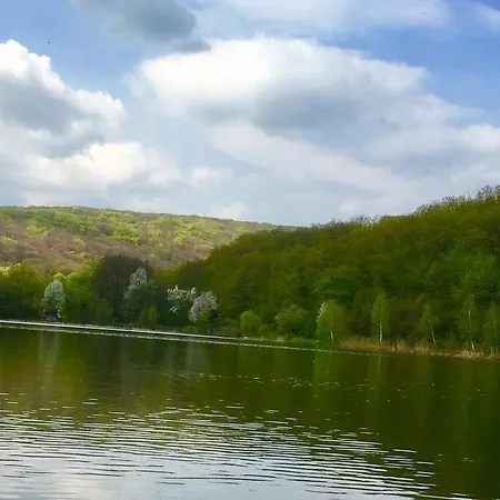 Dubky מלון אוזהורוד