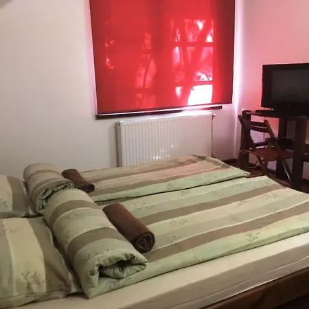 Dubky Hotel 2*