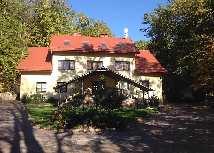 Hotel Dubky 2*